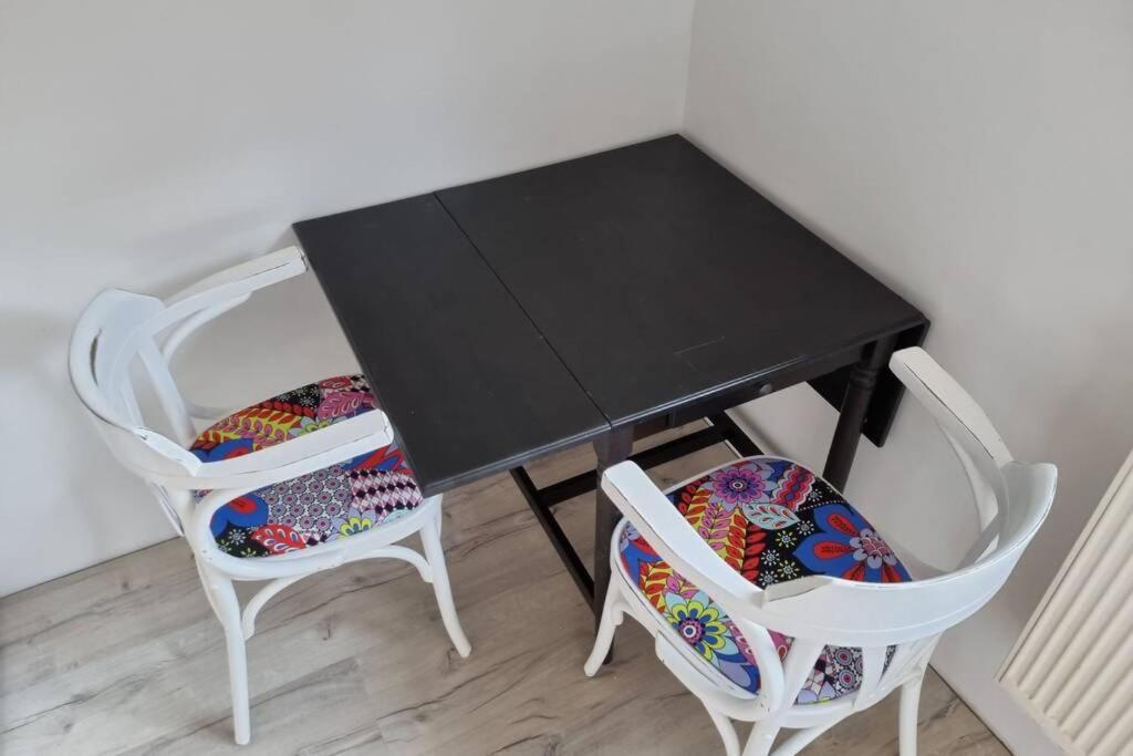 Ferienwohnung/Monteurwohnung Alte Garage Ahnatal Luaran gambar